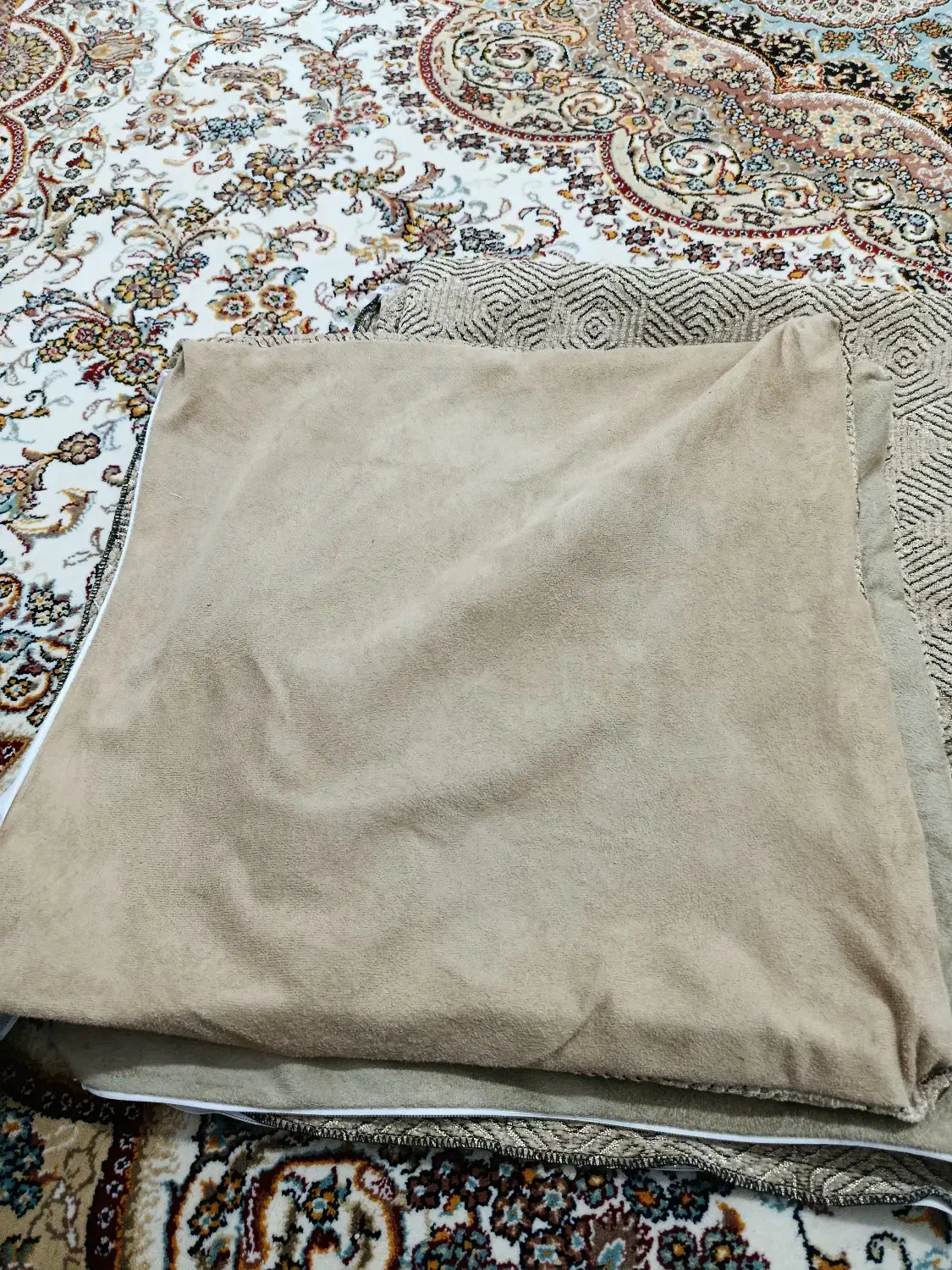 رو کوسن|رختخواب، بالش، پتو|سنندج, |دیوار