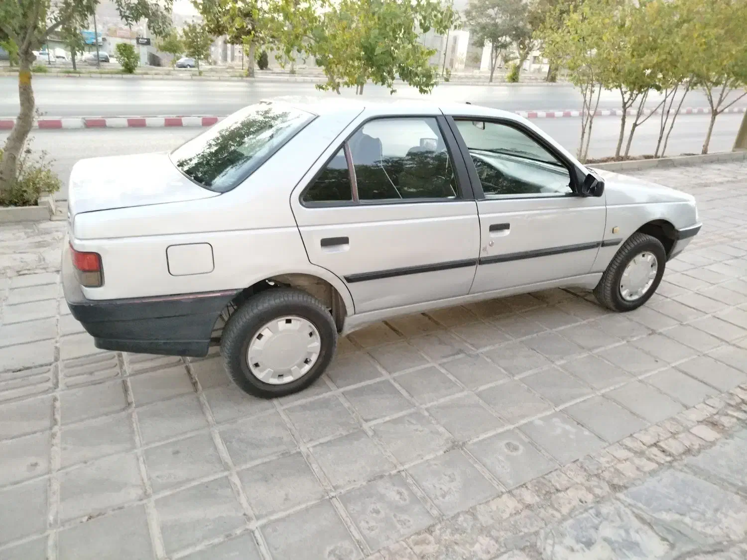 پژو روا بنزبنی|خودرو سواری و وانت|سنندج, |دیوار