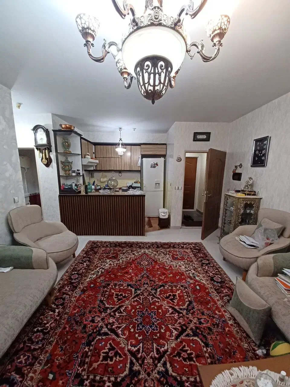 آپارتمان شهرک اندیشه آسانسورداروام۱۲۰۰(املاک فرزاد|فروش آپارتمان|تبریز, |دیوار