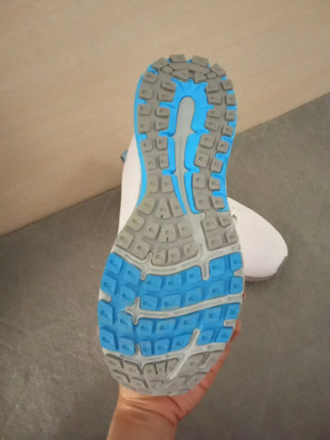 کفش اسپرت مردانه شماره 43|کیف، کفش، کمربند|فردیس, شهرک هفده شهریور|دیوار