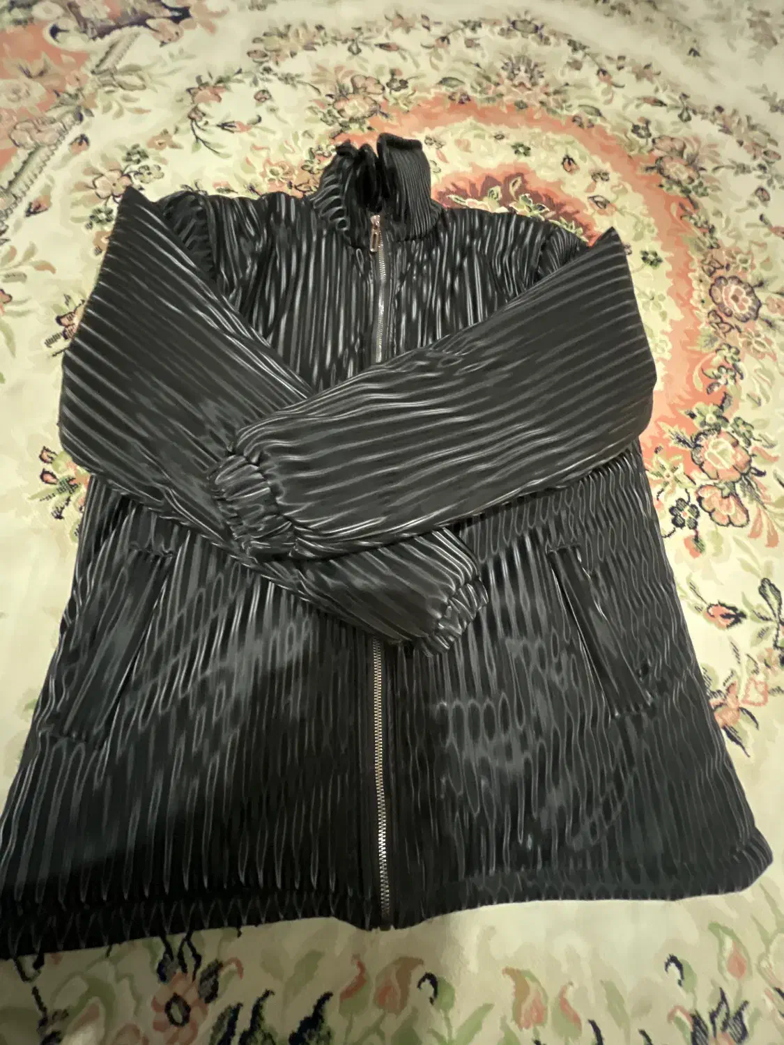 فروش کاپشن اوریجینال در حد نو|لباس|آستارا, |دیوار