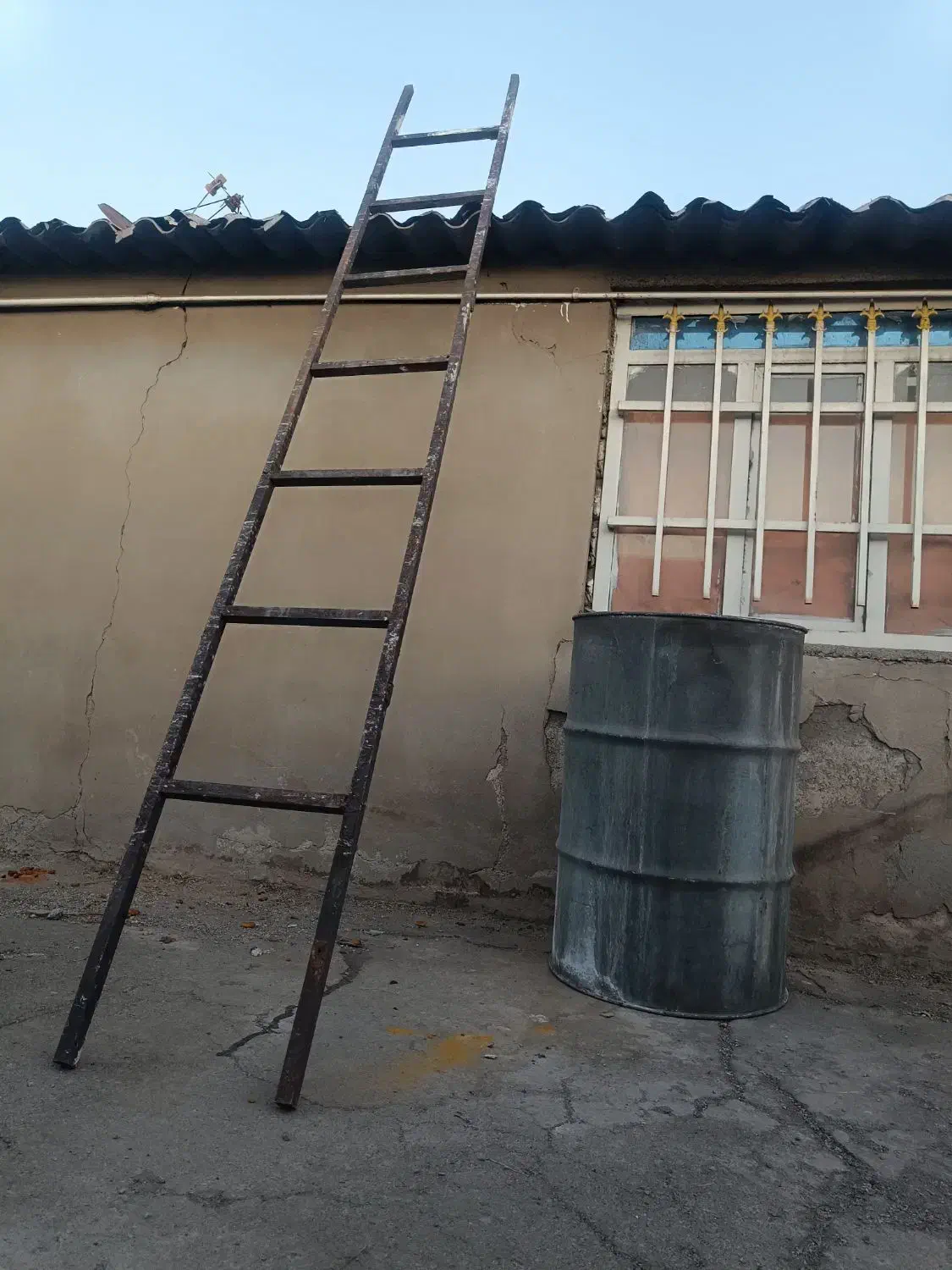 فروش نردبان ۴متری سنگین وزن|مصالح و تجهیزات ساختمان|اشتهارد, |دیوار