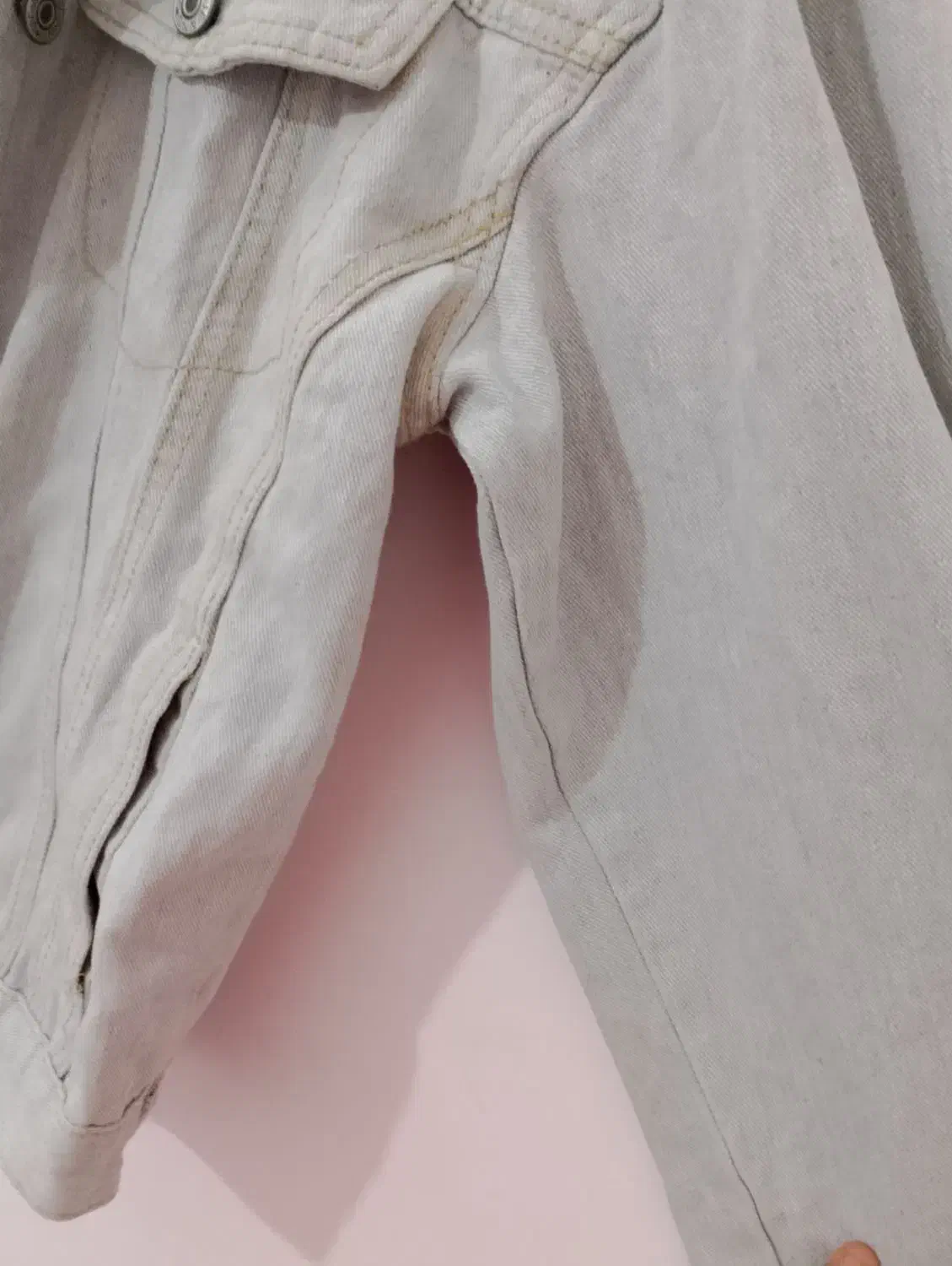 کت لی|لباس|گلبهار, شهر جدید گلبهار|دیوار