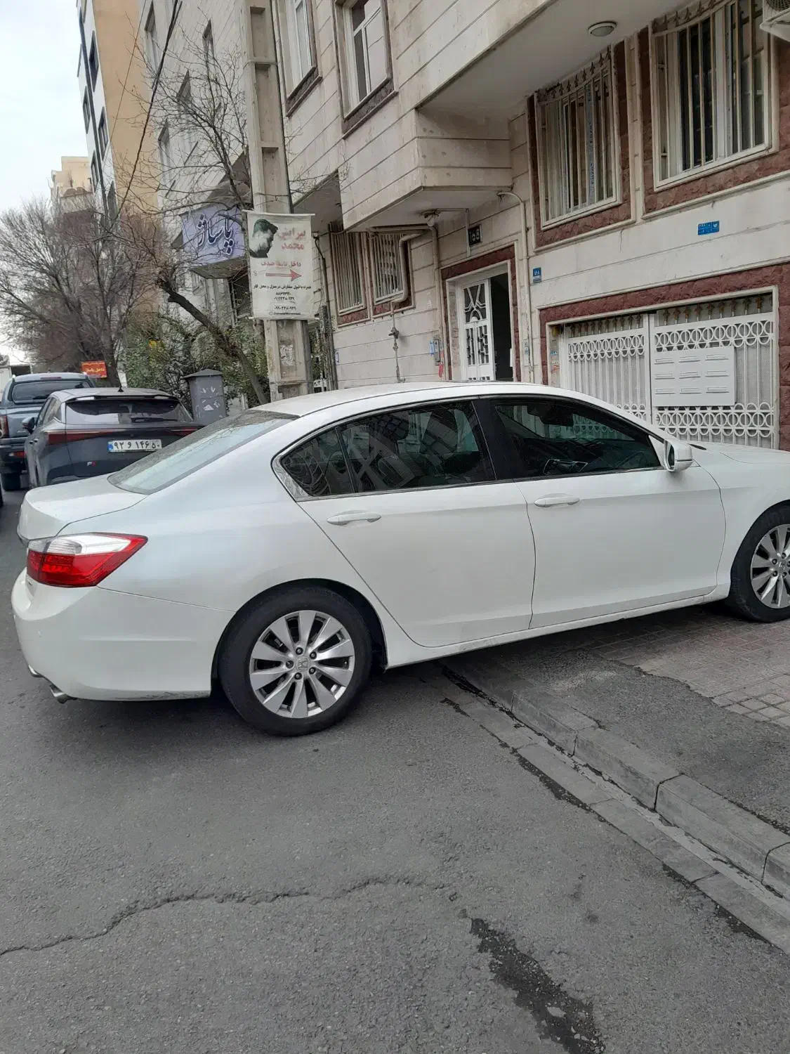 هوندا آکورد ۲۰۱۳|خودرو سواری و وانت|تهران, درختی|دیوار