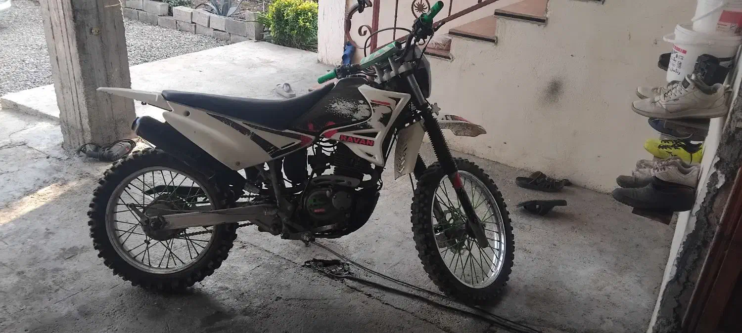 تریل روان ۲۰۰ اصلی|موتورسیکلت|امامزاده عبدالله, |دیوار