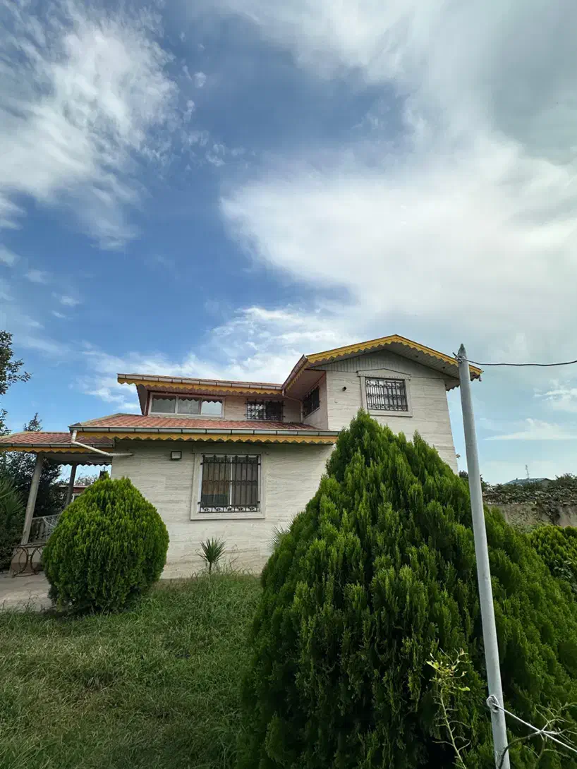 ویلاباغ دارای محوطه1400متری و بنا 240|فروش خانه و ویلا|لیسار, |دیوار