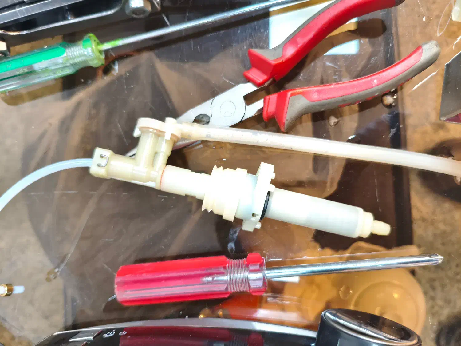 نصب و تعمیر *پمپ آب،دستگاه تصفیه،پکیج،رادیاتور|خدمات پیشه و مهارت|صدرا-فارس, فاز ۱|دیوار