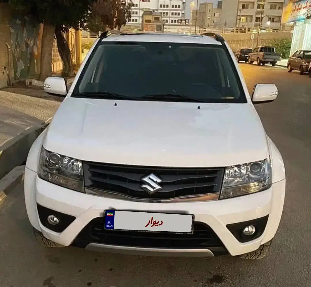 سوزوکی گرند ویتارا ۹۵ اتومات ۲۴۰۰|خودرو سواری و وانت|تهران, حکمت|دیوار