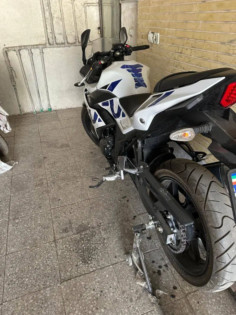 سوزوکی gsx 250|موتورسیکلت|اصفهان, رسالت|دیوار