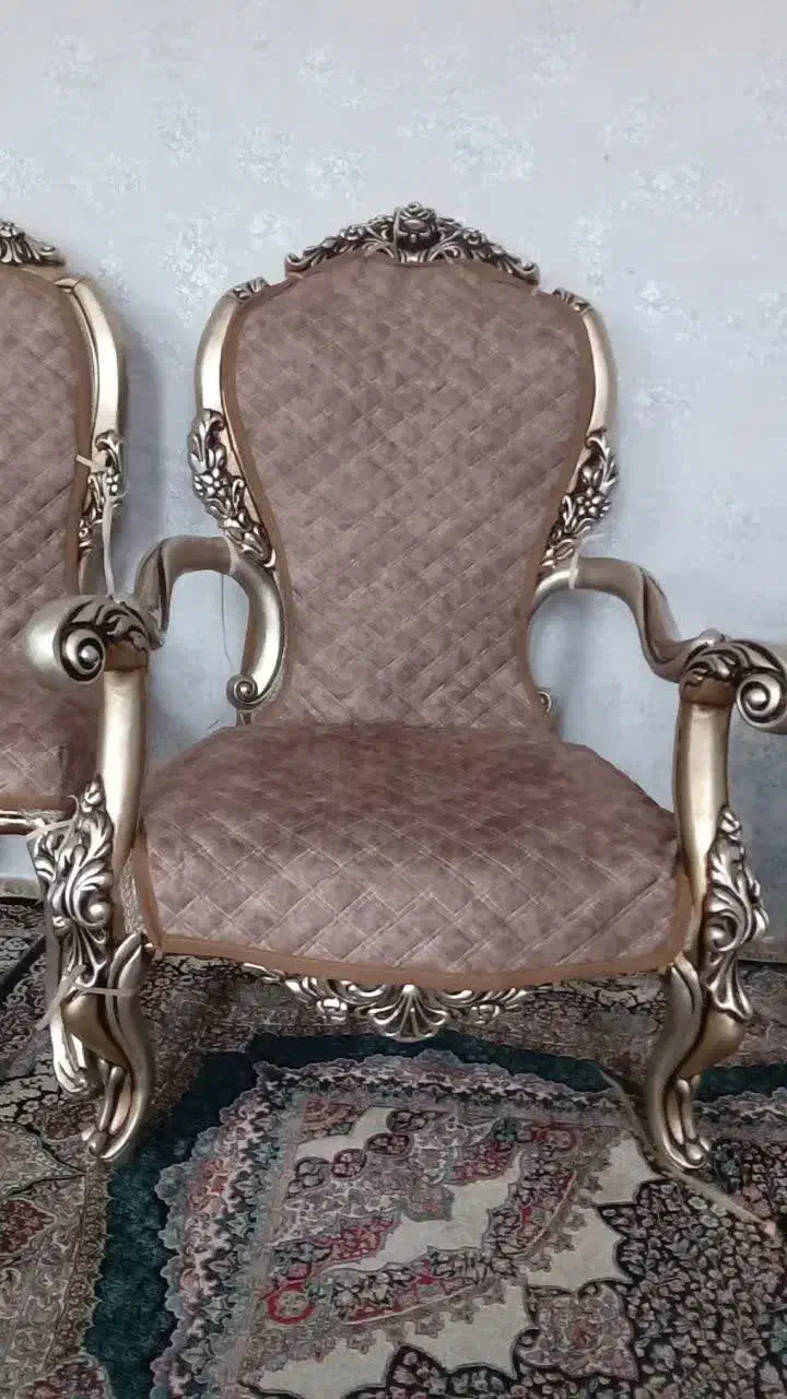 دوخت کاور ژله ای و دکوراتیو|خدمات پیشه و مهارت|بم, |دیوار