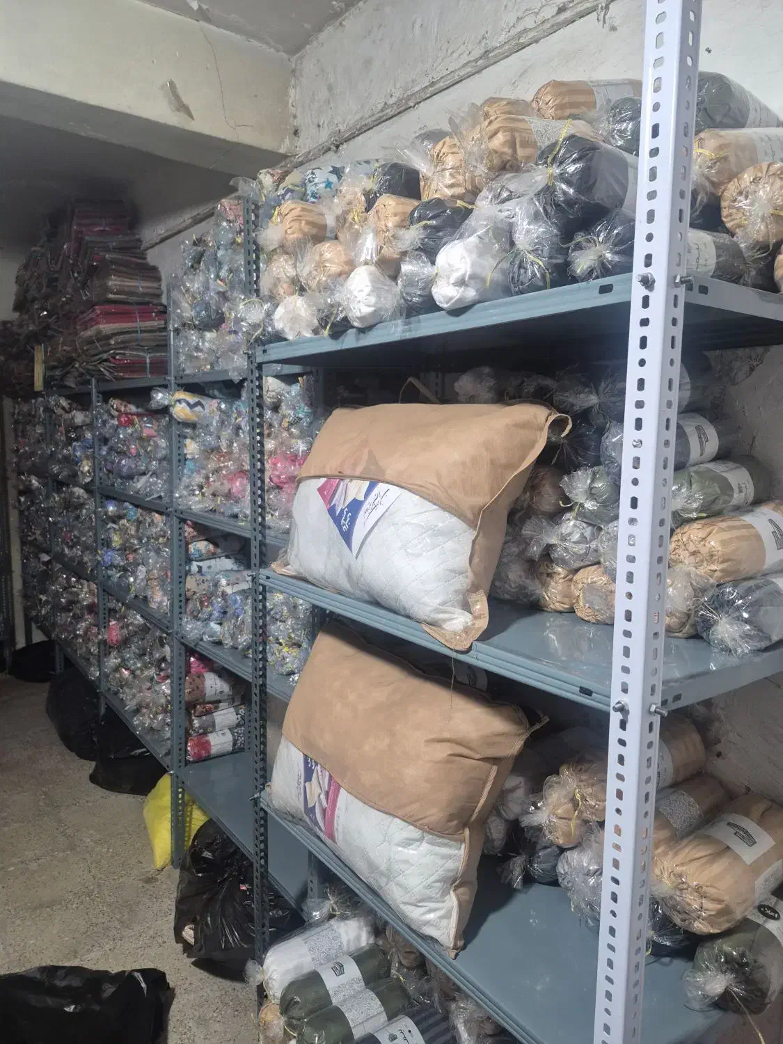 عمده وتکی ملزومات کالای خواب،آشپزخان،کیف تحریر|سرویس روتختی|شیراز, شهرک گلها|دیوار