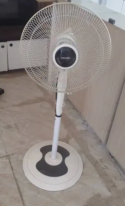 ویترین مانیتور تلویزیون پنکه|تلویزیون و پروژکتور|پاکدشت, شهرک امام رضا|دیوار