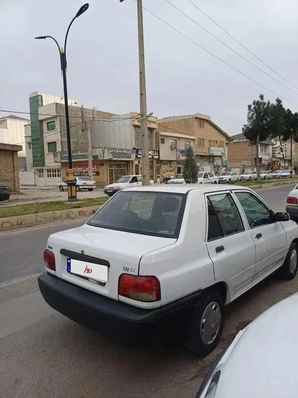 مدل۹۸بی رنگ|خودرو سواری و وانت|گنبد کاووس, |دیوار