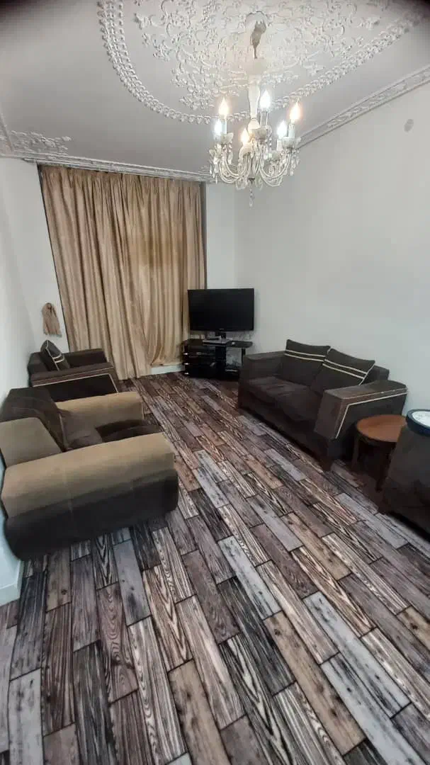 منزل مبله خانه مسافر|اجارهٔ کوتاهمدت آپارتمان و سوئیت|شیراز, شاهچراغ|دیوار