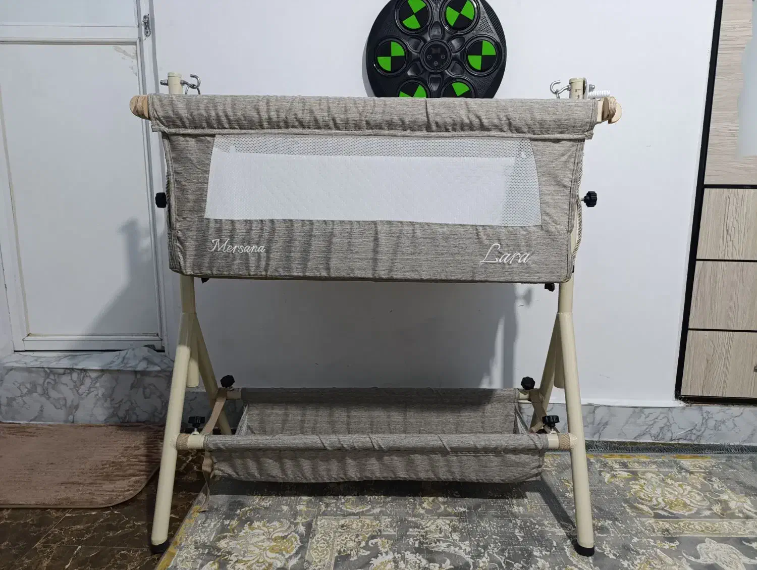 گهواره|کالسکه و لوازم جانبی|قروه, |دیوار