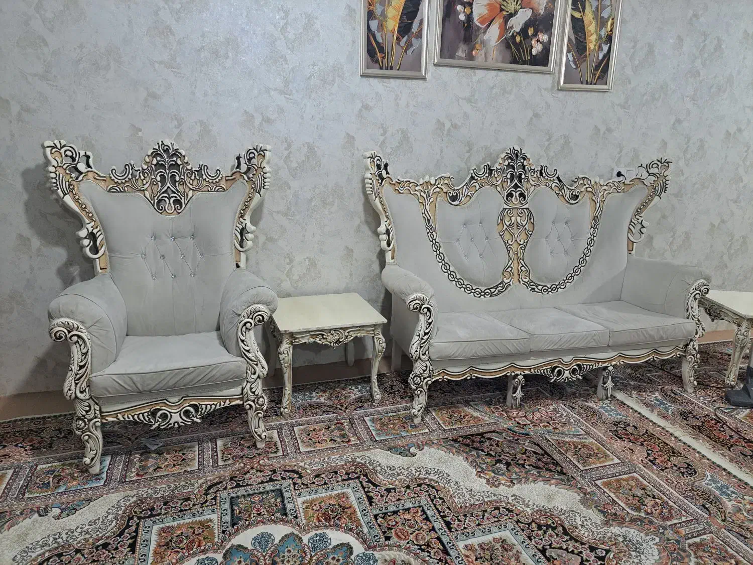 مبل راحتی سلطنتی|مبلمان خانگی و میز عسلی|نسیم‌شهر, |دیوار