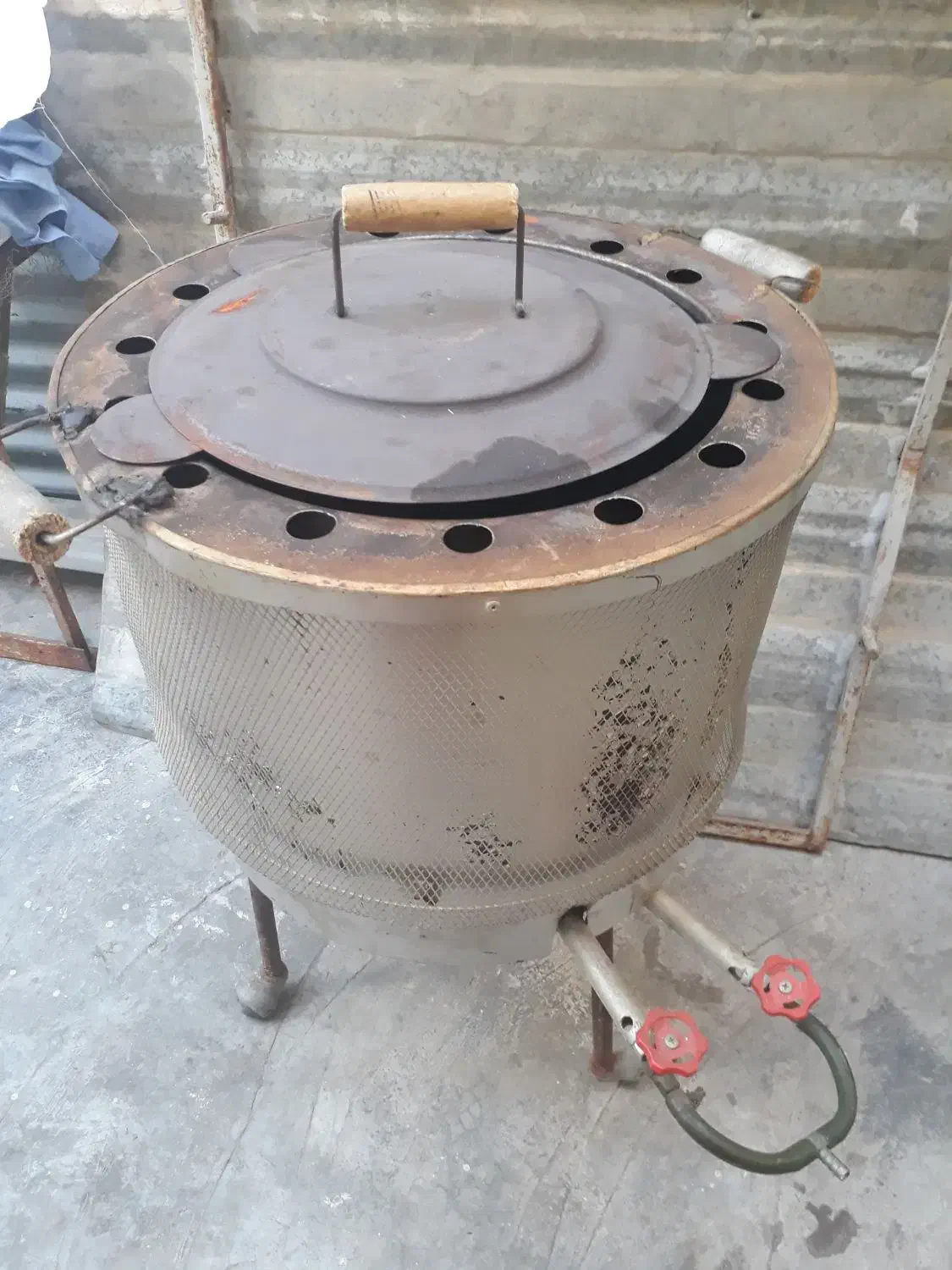 تنور کوچک درحد نو|اجاق گاز و لوازم برقی پخت‌وپز|چمران, |دیوار