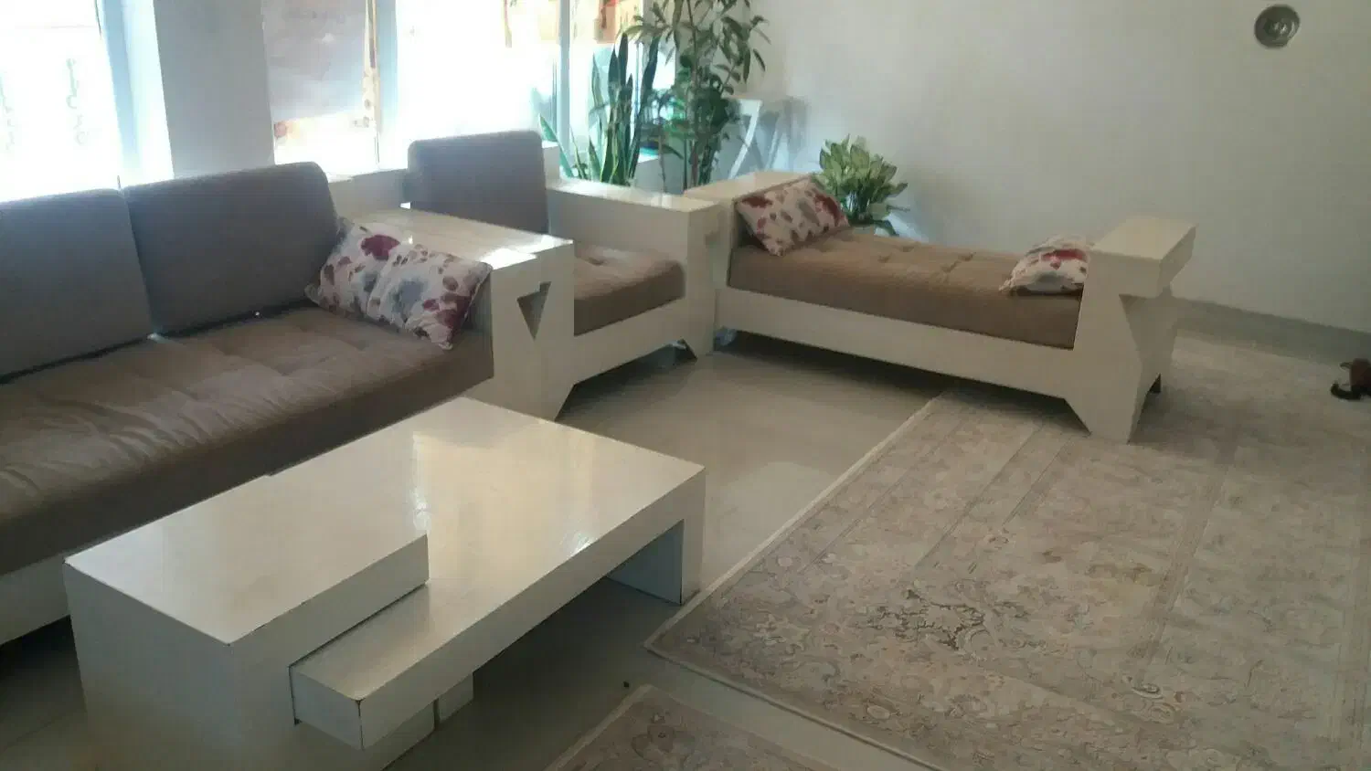 مبل هشت نفری|مبلمان خانگی و میز عسلی|اسفراین, |دیوار