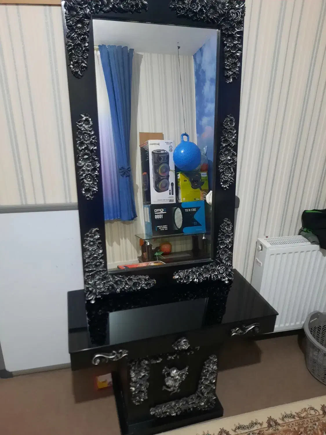 میز و آیینه|مبلمان خانگی و میز عسلی|پرند, فاز ۶|دیوار