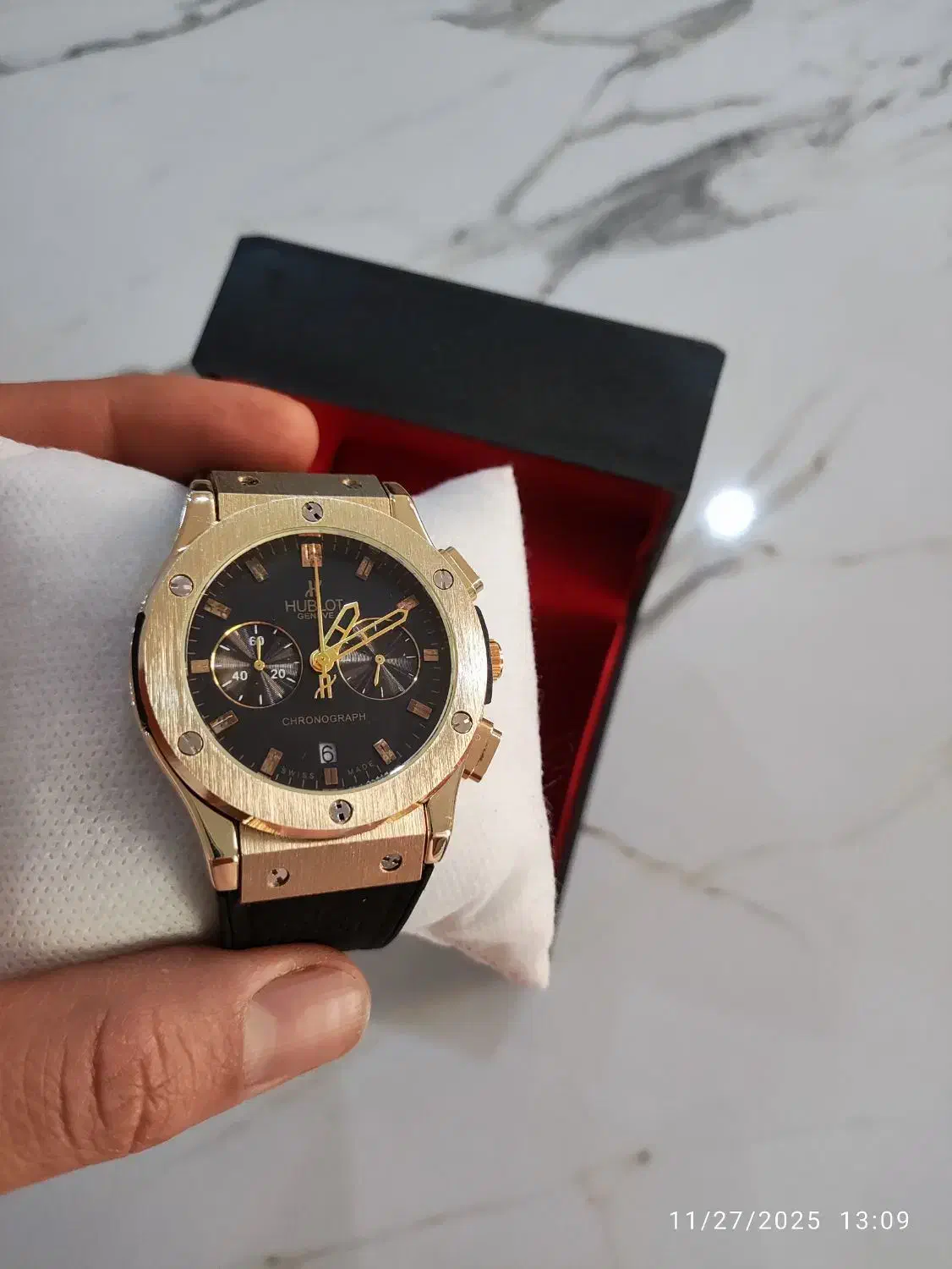 هابلوت کاملا نو،موتور ژاپن،۳ موتوره|ساعت|تهران, درختی|دیوار