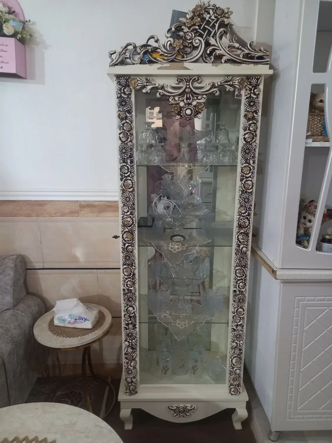 بوفه|بوفه، ویترین، کنسول|لالجین, |دیوار