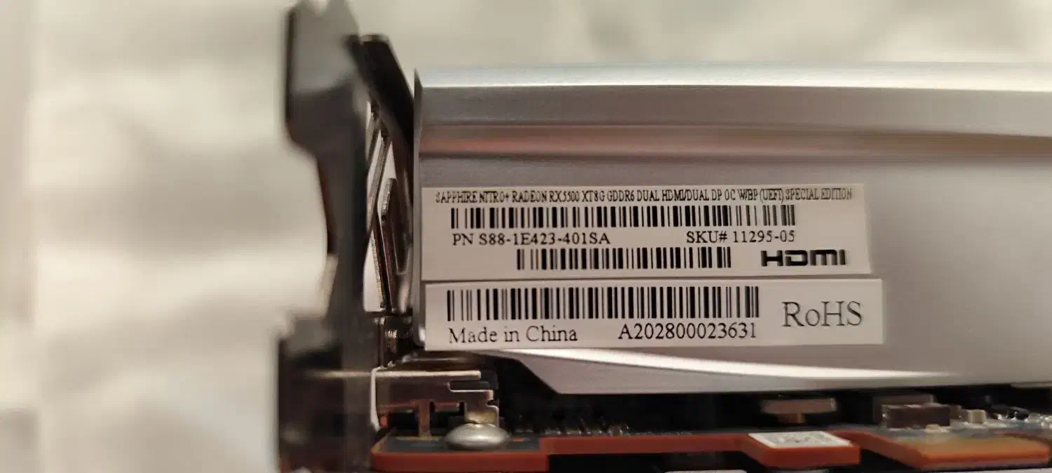 sappire rx 5500xt 8gig|قطعات و لوازم جانبی رایانه|کرج, شهرک فهمیده|دیوار