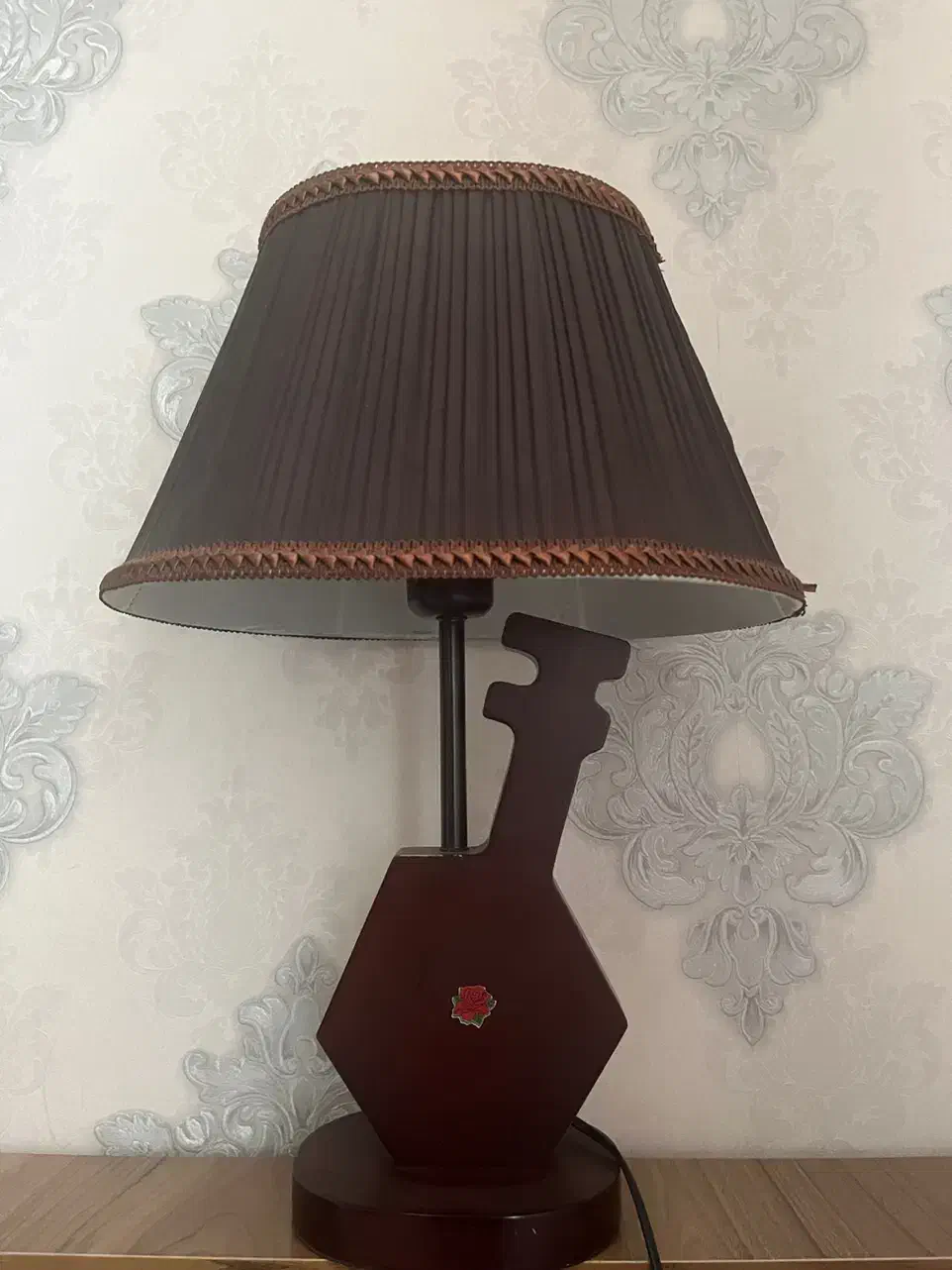 آباژور|چراغ خواب و آباژور|اصفهان, عاشق‌آباد|دیوار