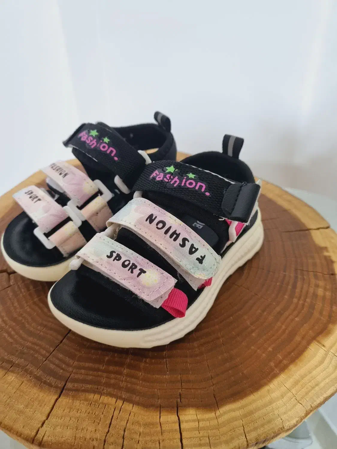 فروش صندل بچگونه|کفش و لباس بچه|بندرعباس, |دیوار