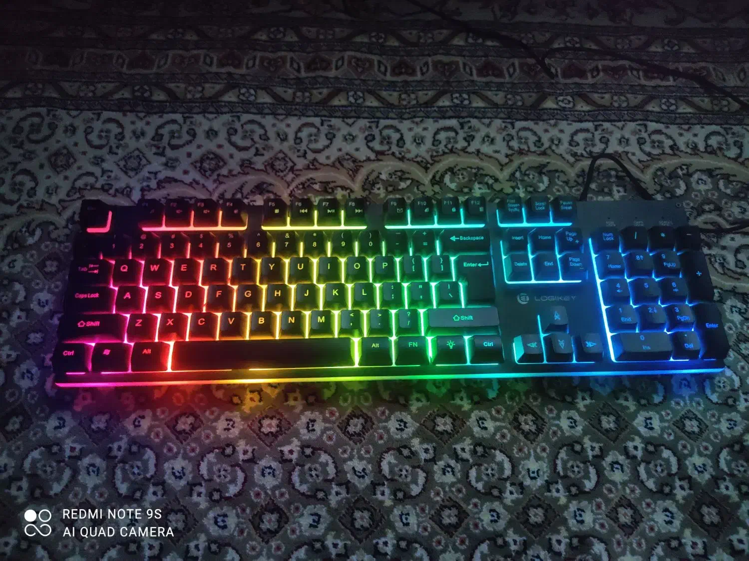 کیبورد گیمینگ RGB Logikey K210B تمیز و سالم|قطعات و لوازم جانبی رایانه|تهران, صادقیه|دیوار