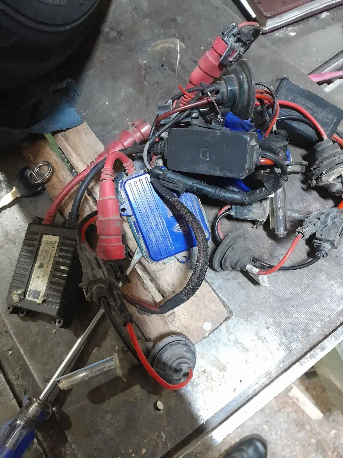 روکوب درب ضد سرقت و لامپ زنون وباند گردوخربزه ای|لامپ و چراغ|همدان, |دیوار