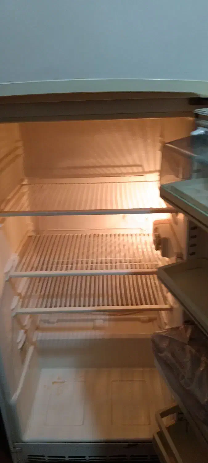 وسایل برقی|یخچال و فریزر|شاهین‌شهر, عطار|دیوار