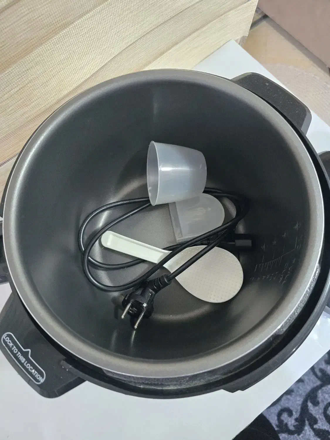 پلوپز|ظروف پخت‌وپز|قم, هفت تیر|دیوار