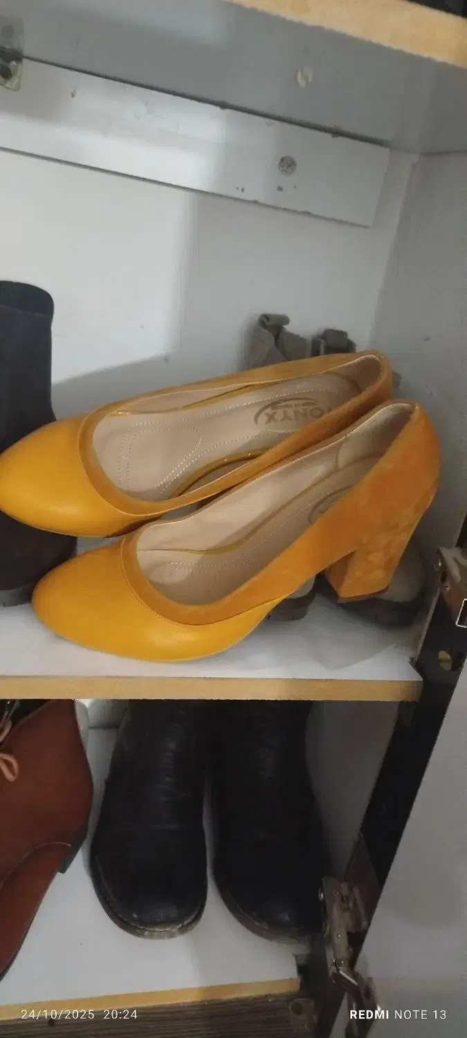 وسایل|کیف، کفش، کمربند|جوانرود, |دیوار