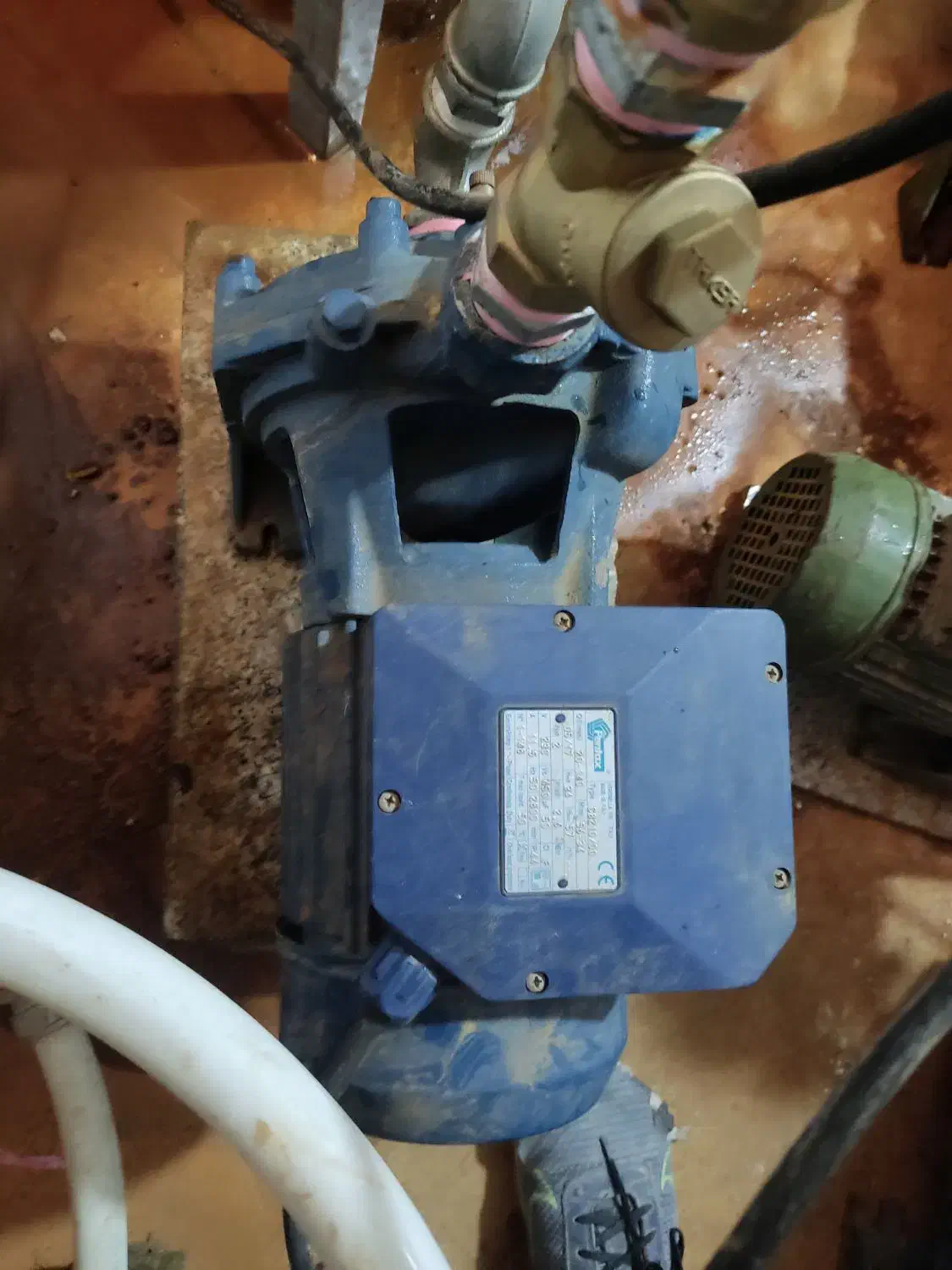 تعمیر پمپ آب|خدمات پیشه و مهارت|تبریز, |دیوار