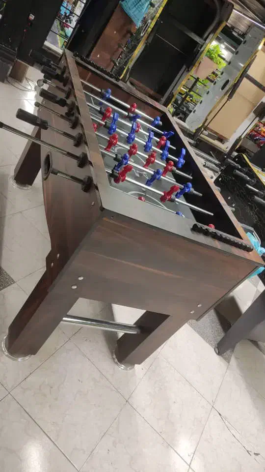 فوتبالدستی|ورزش‌های توپی|قم, وادی السلام|دیوار