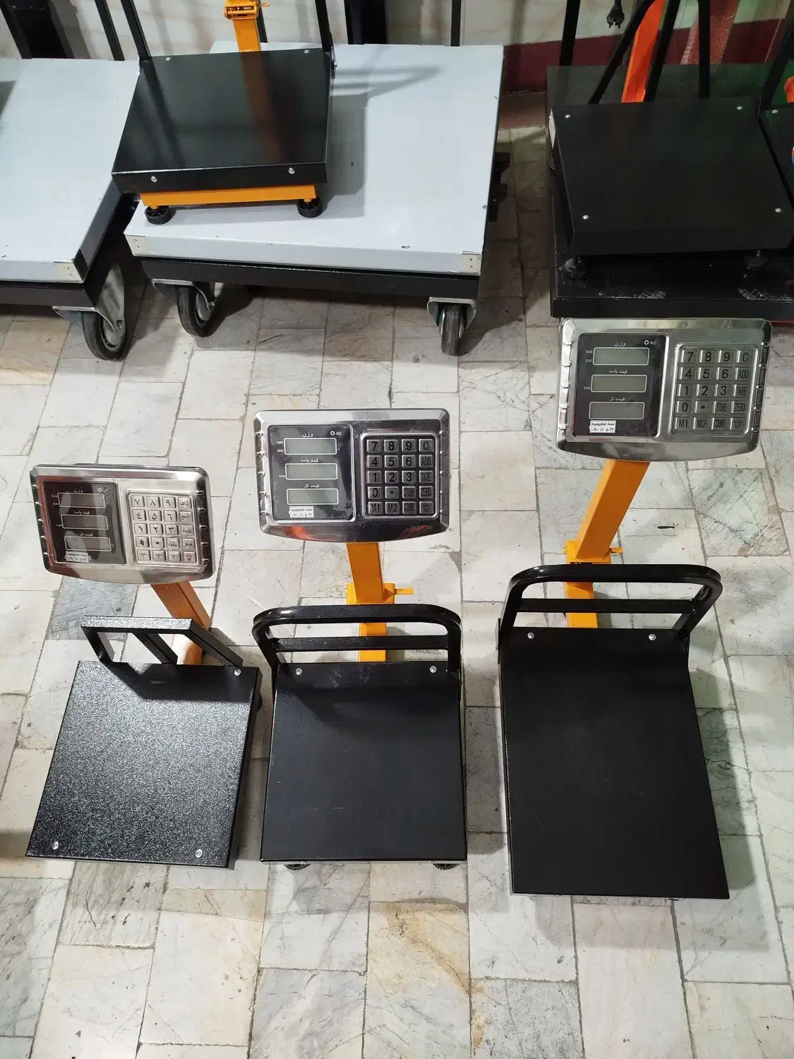 ترازو های ۲۰۰ کیلویی در ابعاد مختلف، سینی فوق محکم|فروشگاه و مغازه|گرگان, |دیوار