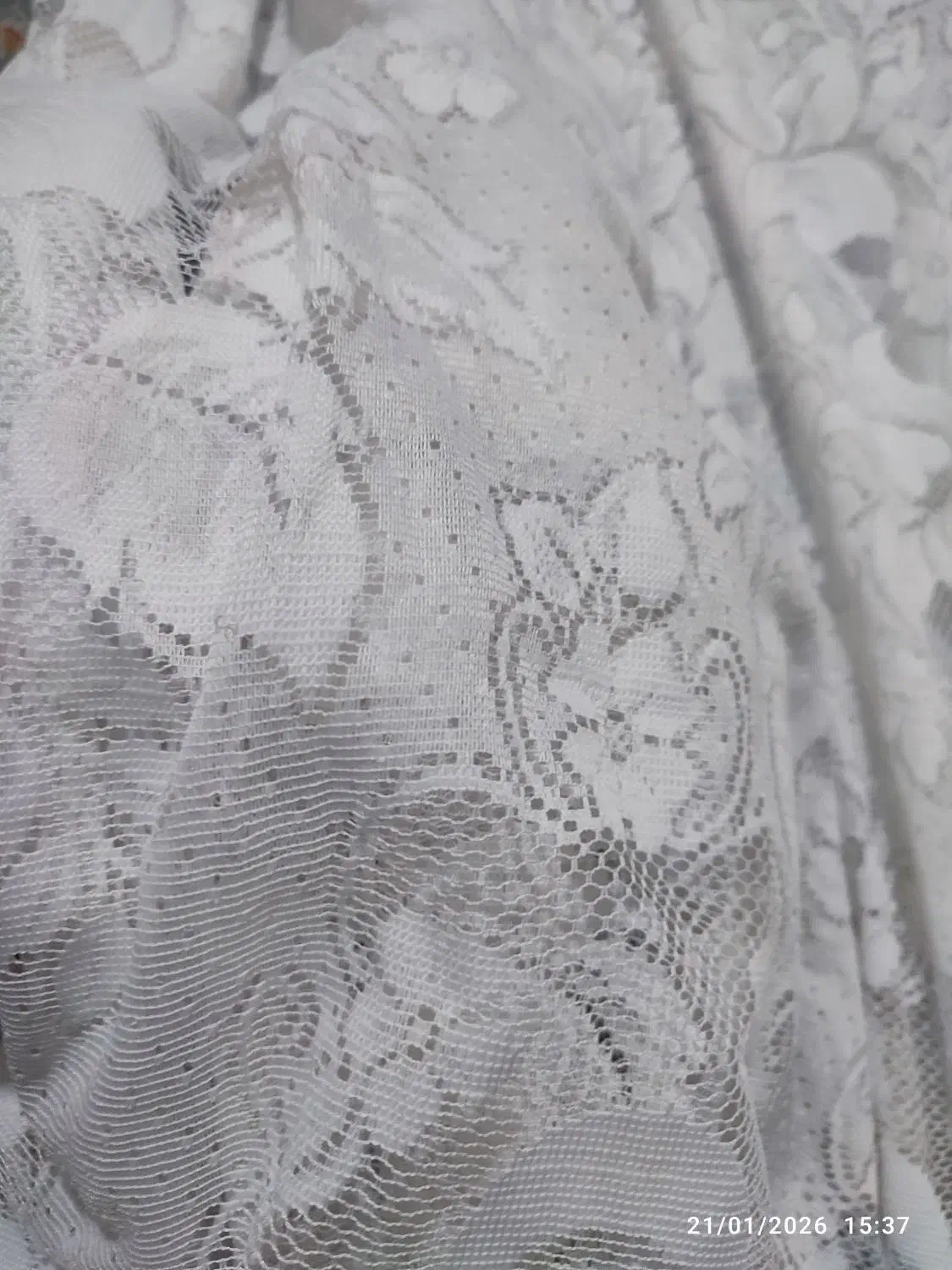 پرده|پرده، رانر، رومیزی|اشتهارد, |دیوار