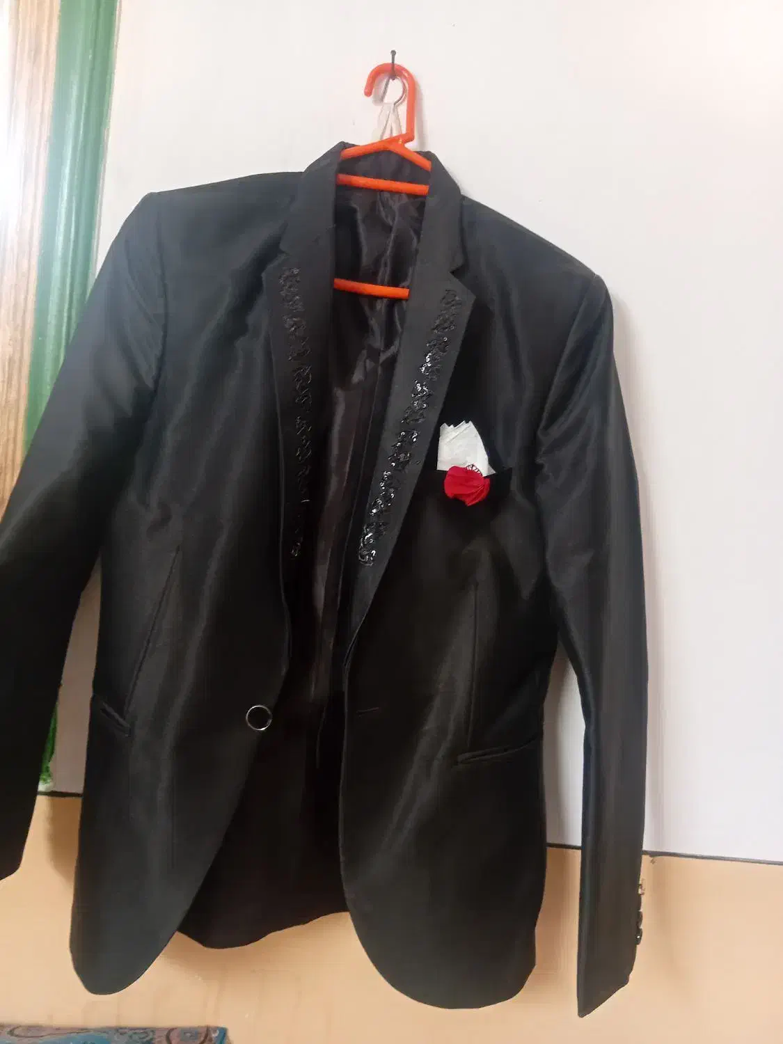 کت تک نو|لباس|هامون, |دیوار