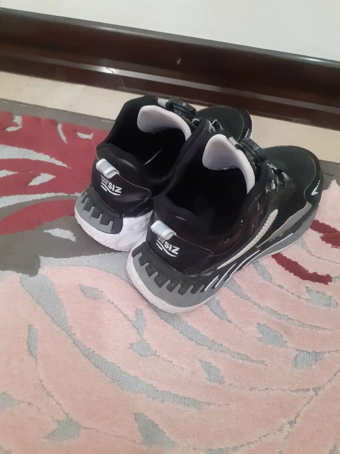 فروش کتونی دخترانه نو|کیف، کفش، کمربند|گلپایگان, |دیوار