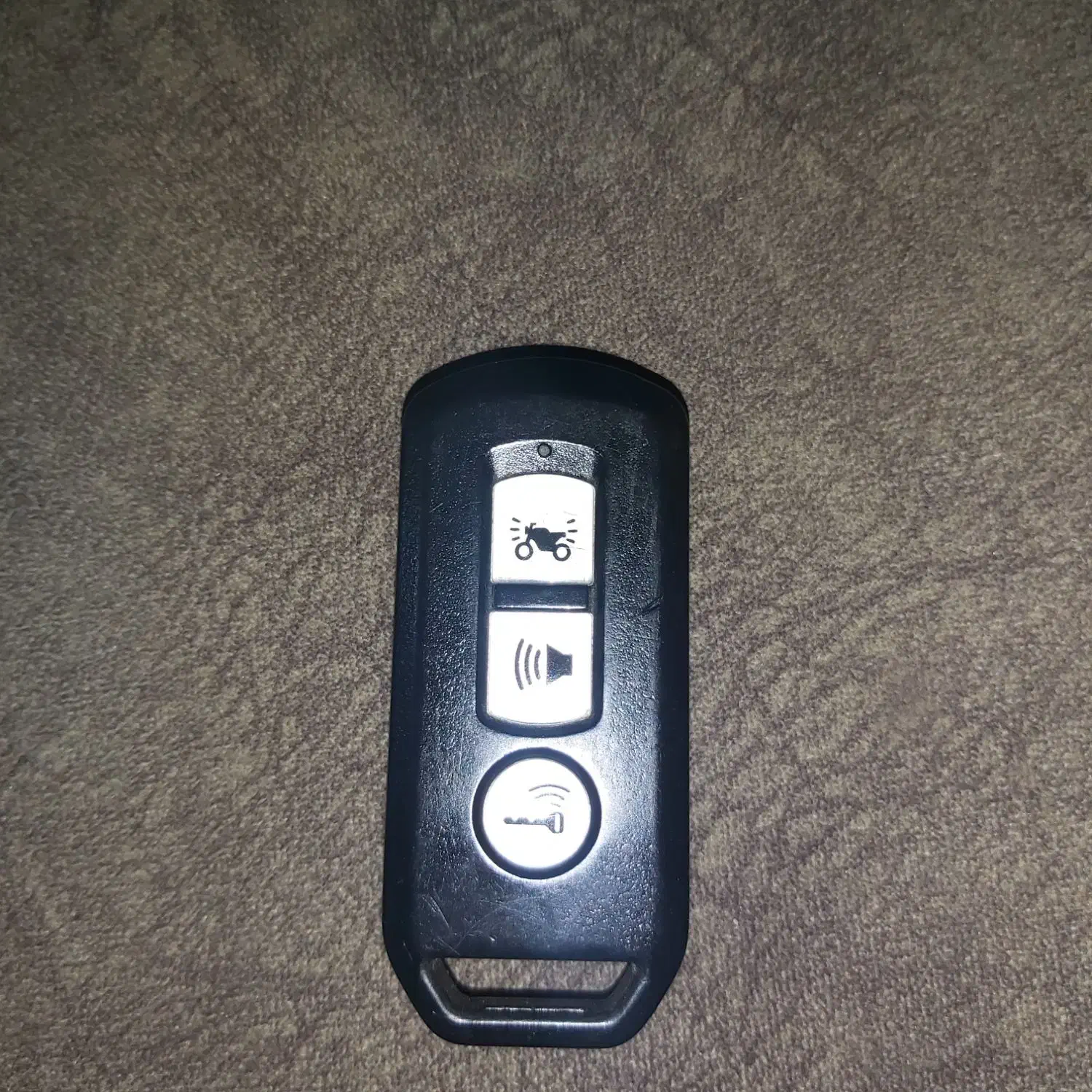 ریموت وکلید موتور سیکلت پیداشده|اشیا|شیراز, مسلم|دیوار