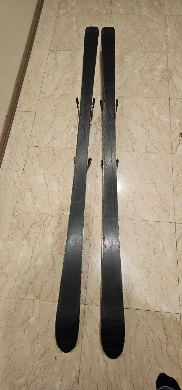 چوب اسکی روسیگنال و کفش اسکی سالامون|ورزش‌های زمستانی|تهران, امانیه|دیوار