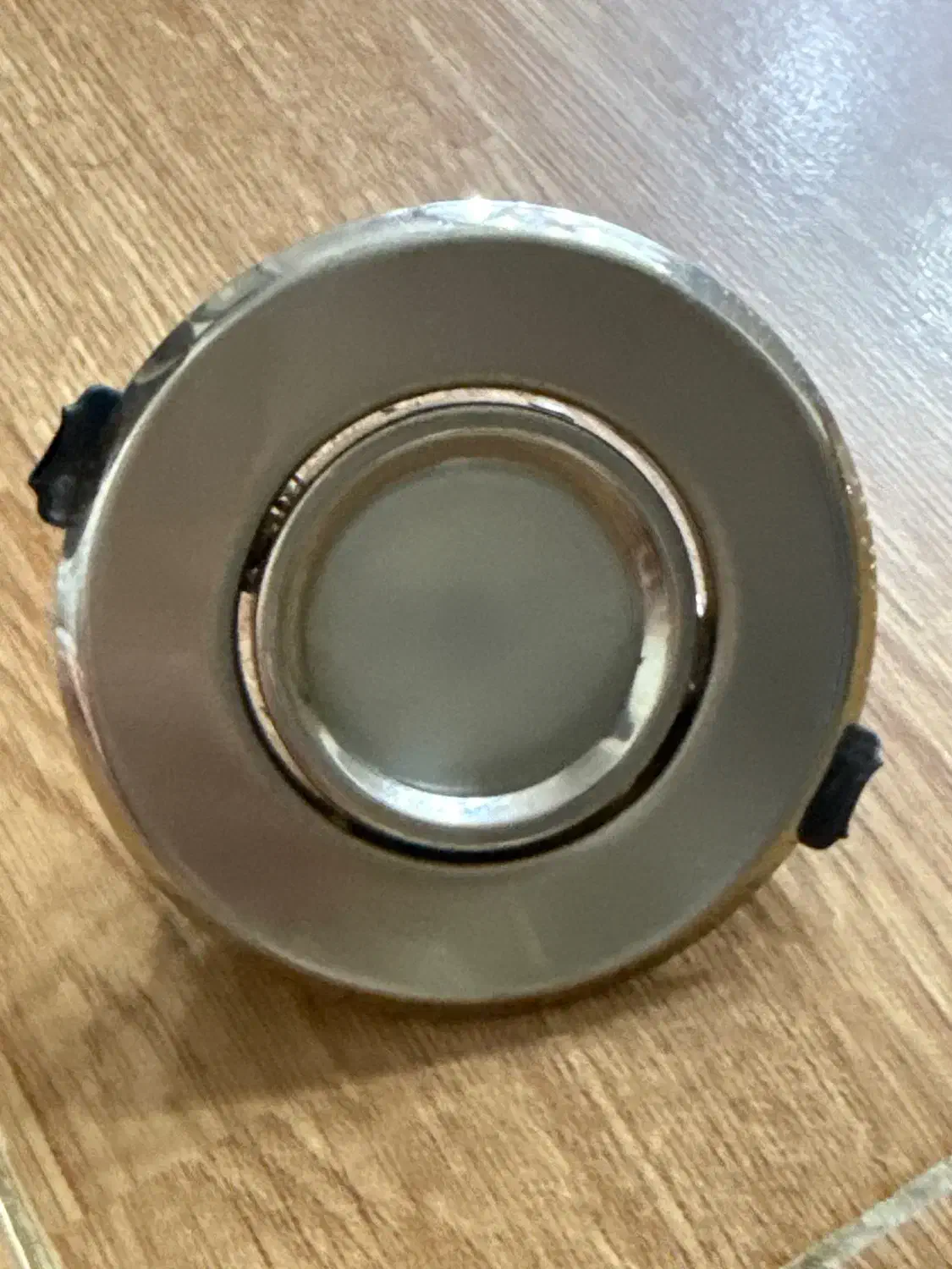 هالوژن|لامپ و چراغ|رشت, علی آباد|دیوار