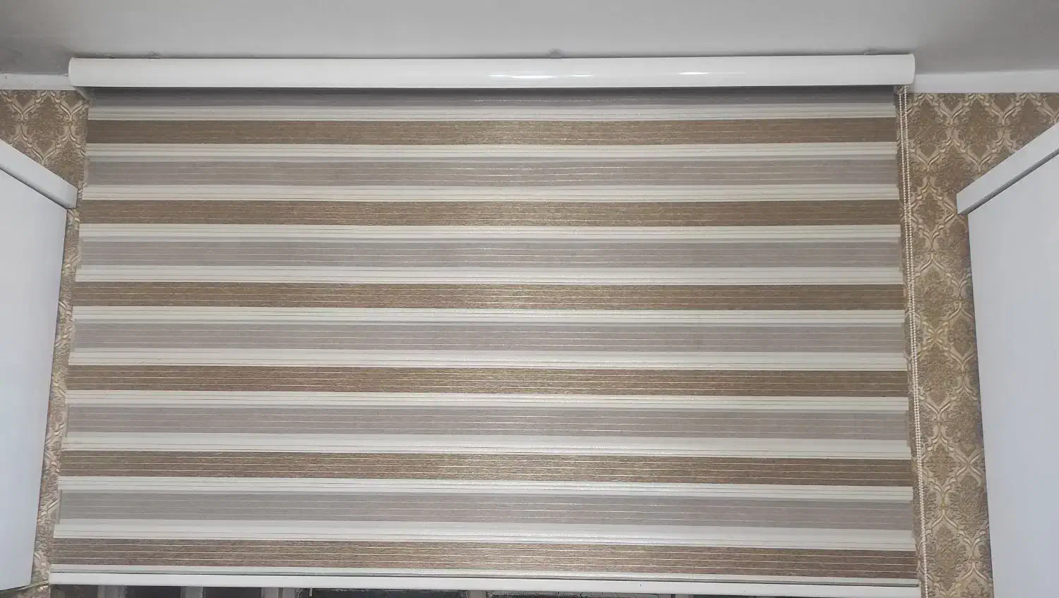 پرده زبرا|پرده، رانر، رومیزی|نیشابور, دارایی|دیوار