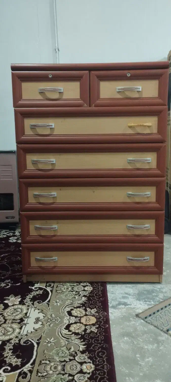 کمد|جاکفشی، کمد، دراور|کوهدشت, |دیوار