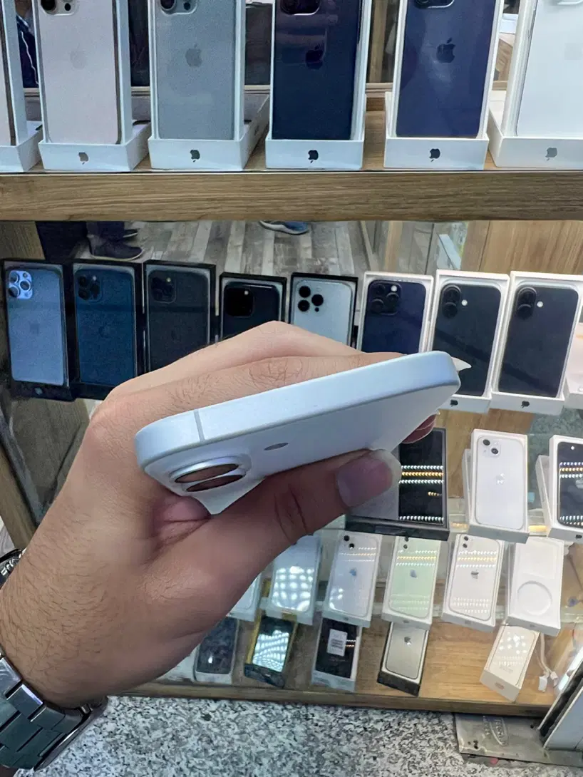 iphone 16 normal|موبایل|کرج, عظیمیه|دیوار