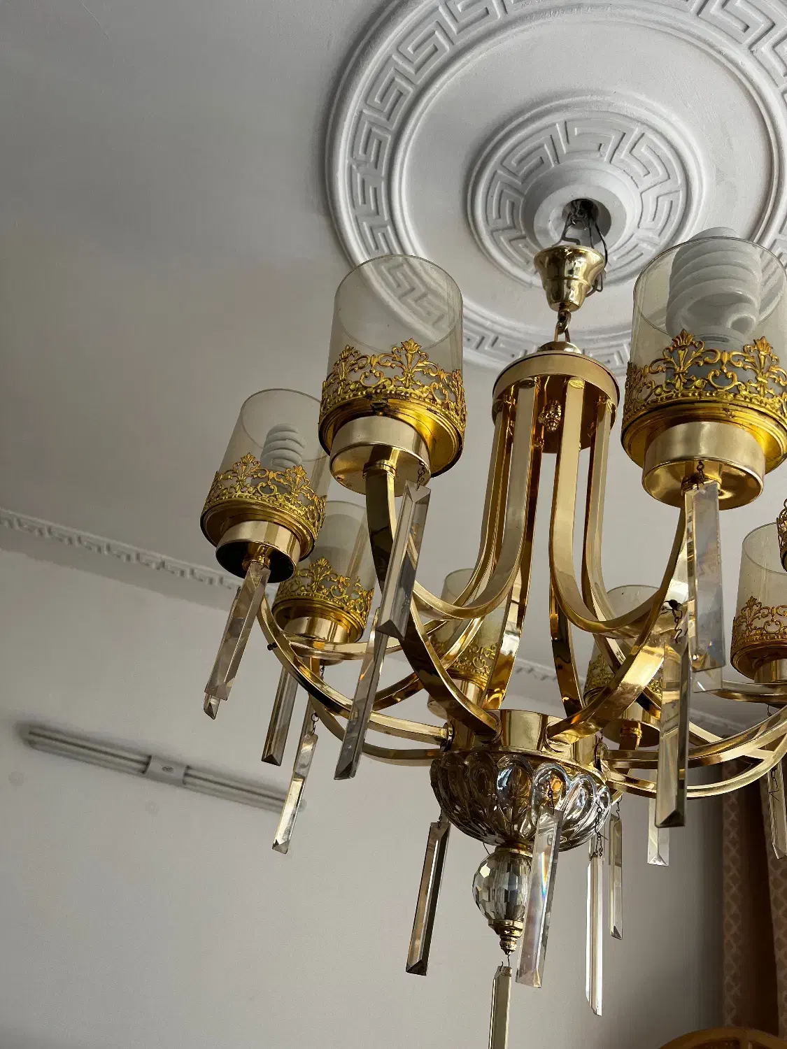 لوستر|لوستر و چراغ آویز|پردیس, فاز ۳|دیوار