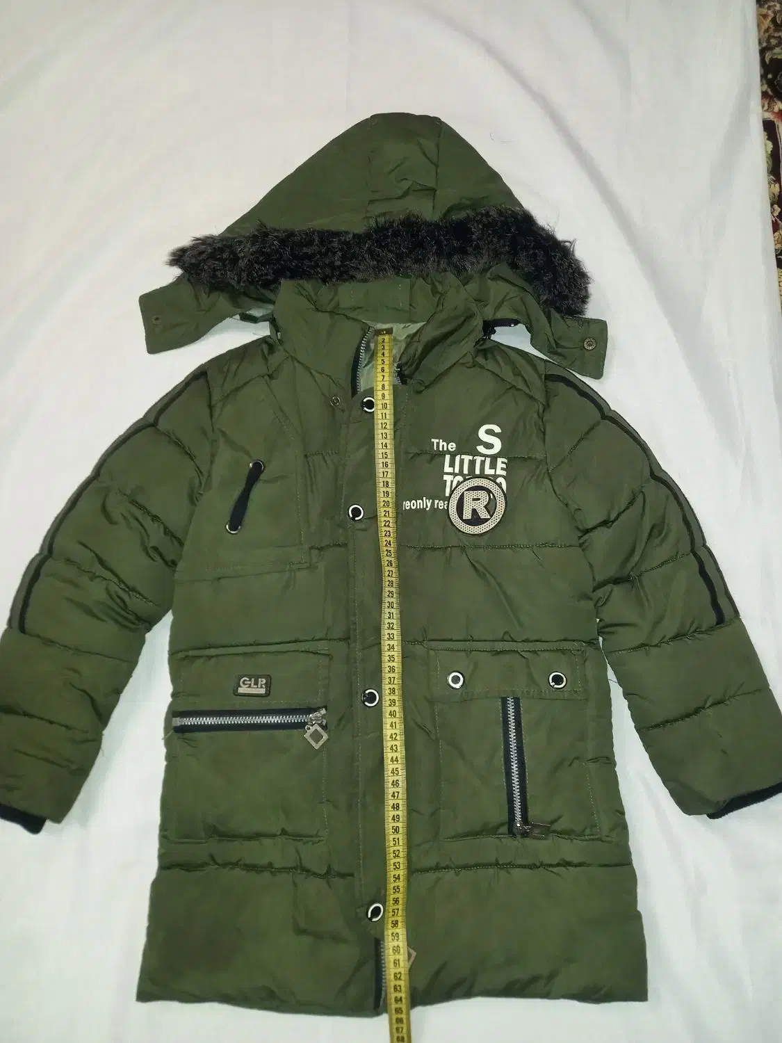 کابشن همراه با چند لباس هدیه|کفش و لباس بچه|تنکابن, |دیوار