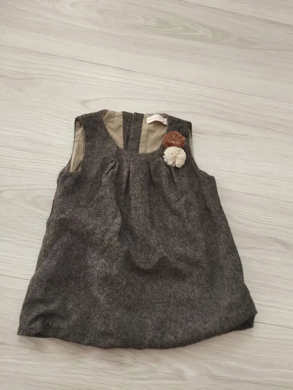 لباس های بچگانه نو|کفش و لباس بچه|خوی, |دیوار