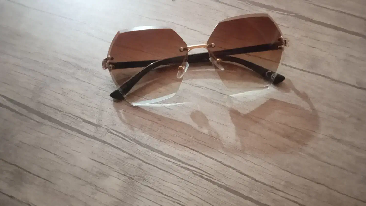 عینک افتابی|زیورآلات و اکسسوری|مراغه, |دیوار