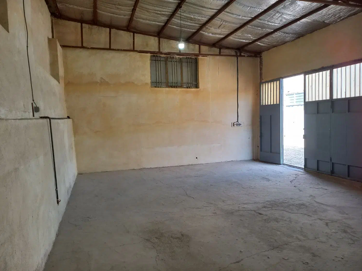 کارگاه و سوله ۷۰ متری|اجارهٔ دفتر صنعتی، کشاورزی، تجاری|اصفهان, راران|دیوار